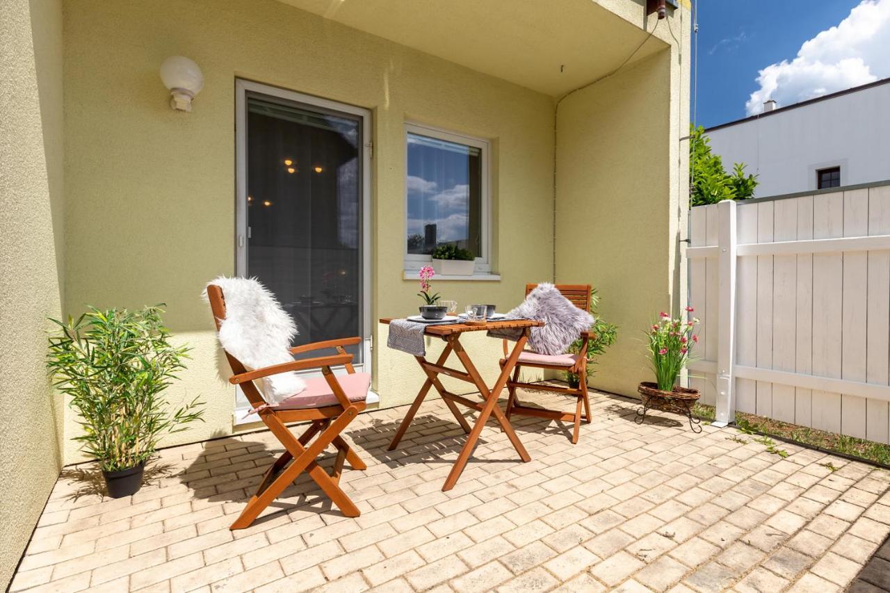 Apartman Dream V Mikulove - Jine Ubytovani Lednice Apartment Exterior photo